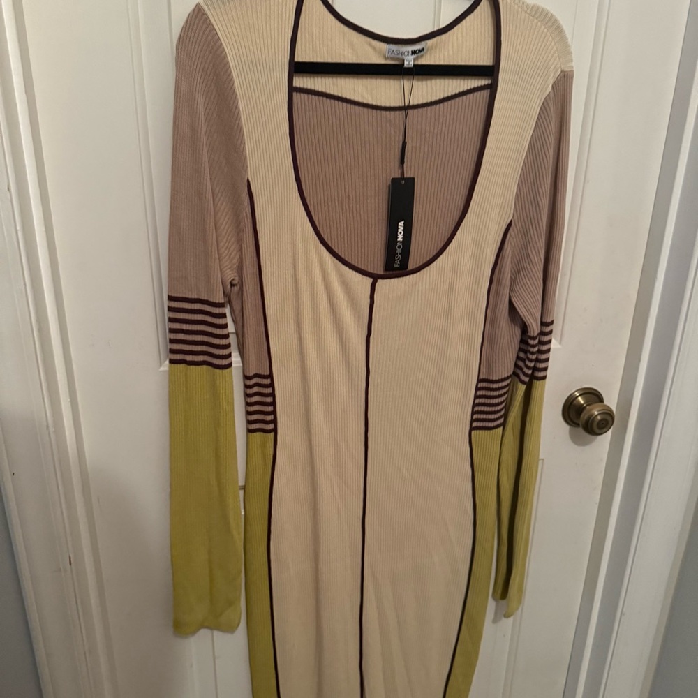 NWT Fashion Nova 2X Colorblock Sweater Bodycon Maxi Dress Curve Hugging - Picture 2 of 6